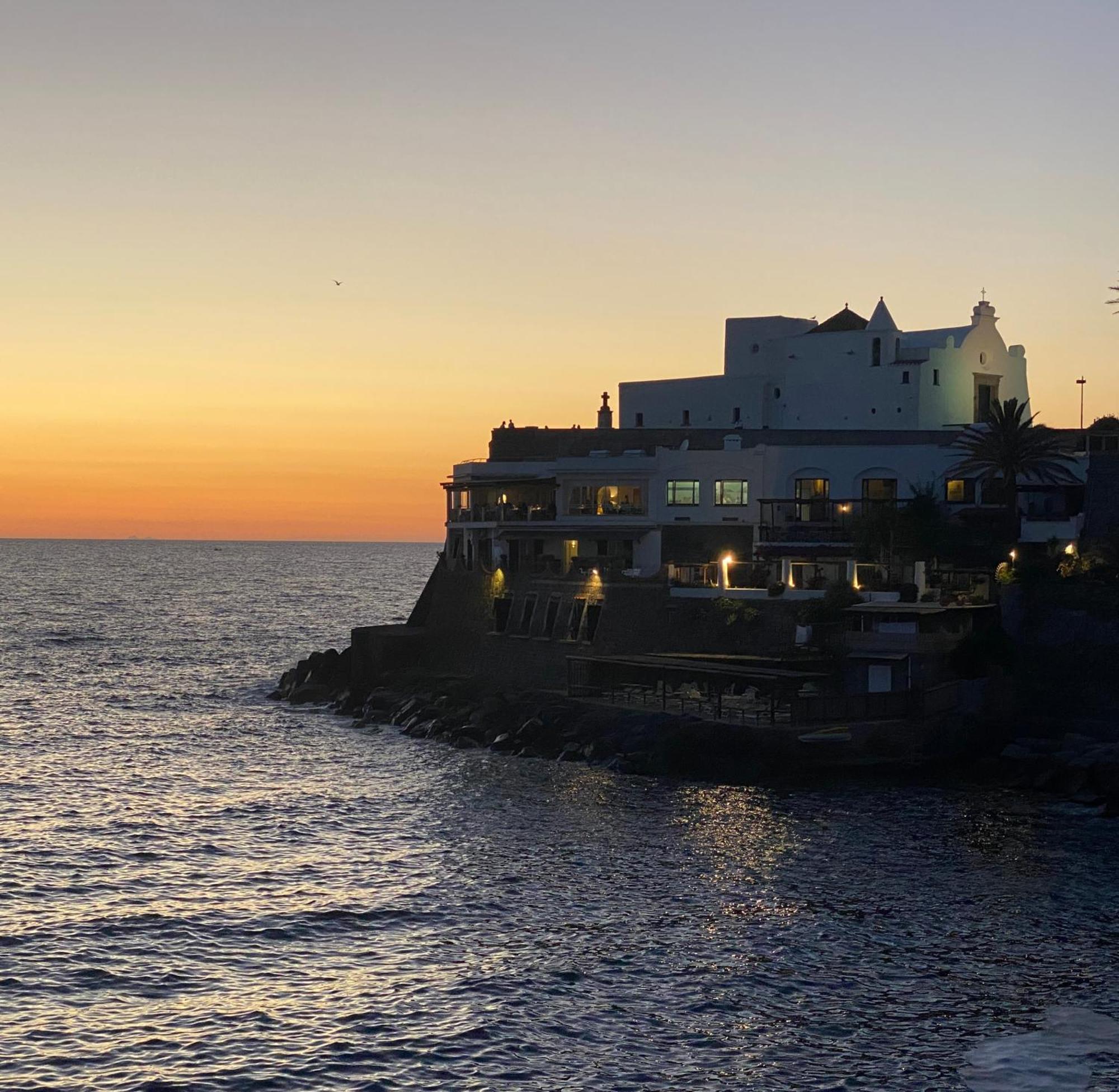 Ferienwohnung Loft Blanc Ischia Exterior foto